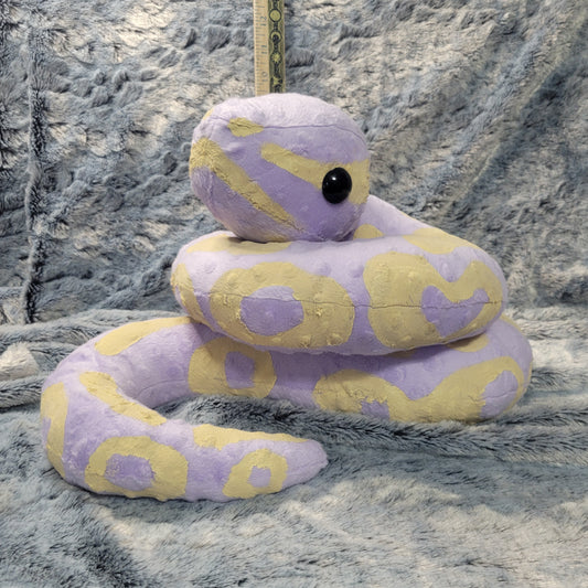 Jumbo Pastel Purple and Cream Spotted Snake
